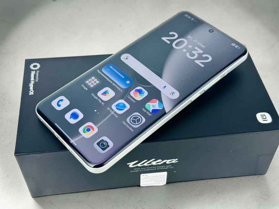 КАТО НОВ! Xiaomi 15 Ultra 5G 512GB 16RAM Silver 2г. Гаранция!