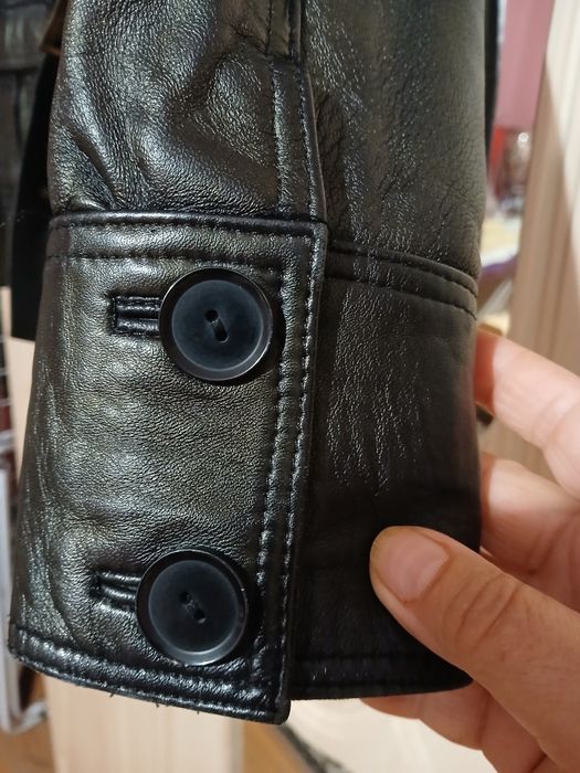 Geacă din piele naturală, aproape nouă