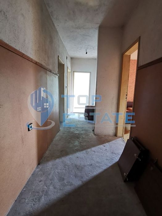 Етаж от къща със самостоятелен вход в село Първомайци