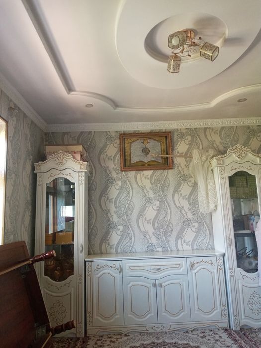 Uy 10sotix  kadstr bor