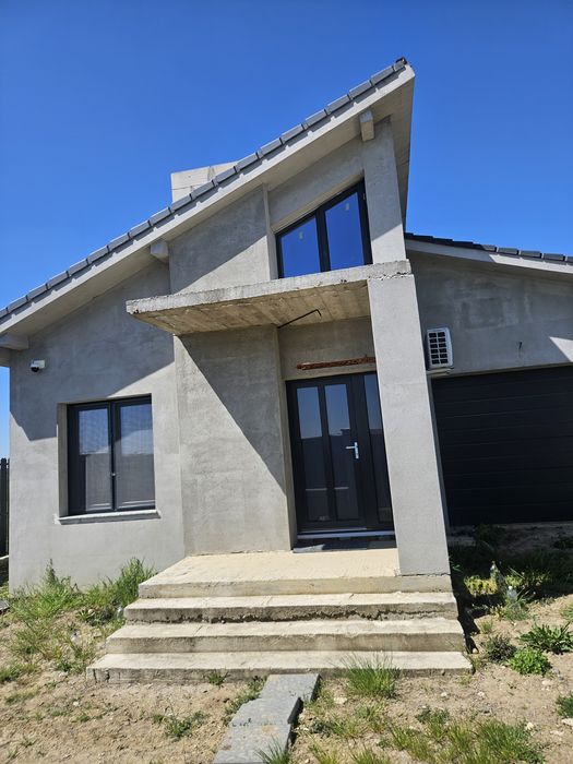Vând casa nouă  sat.Mandruloc jud. Arad