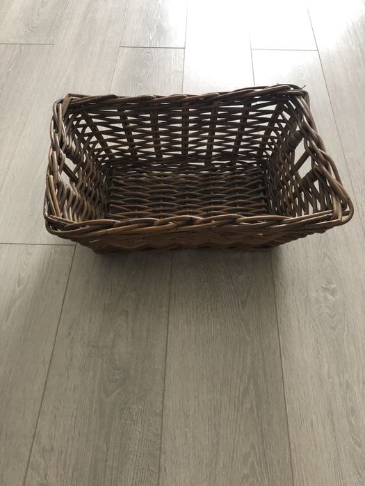 Корзина плетеная