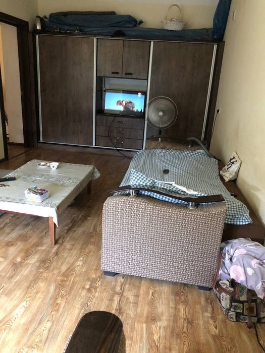 Tosh vil Yangiyoʻl shahrida oʻzimga tegishli yangi qurilgan kvartira..