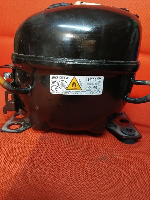 Motor combina frigorifica Ariston