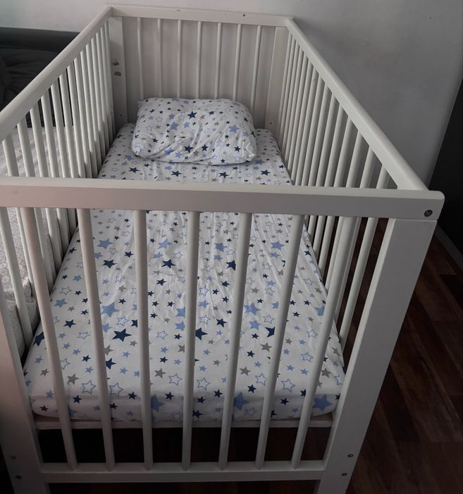 Vand patut bebe ikea in imprejurimi cu predare personală