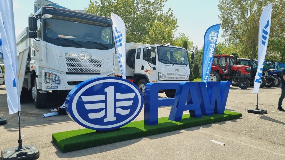 Объемные буквы  весь спектр рекламных услуг