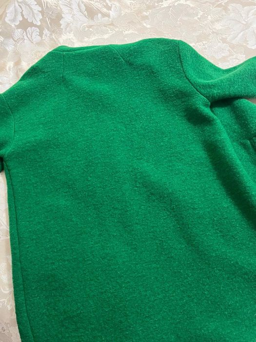 Продаю женский  пальто-пиджак