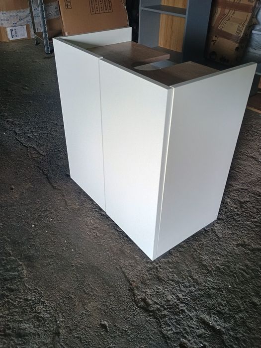 Шкаф за подмивка