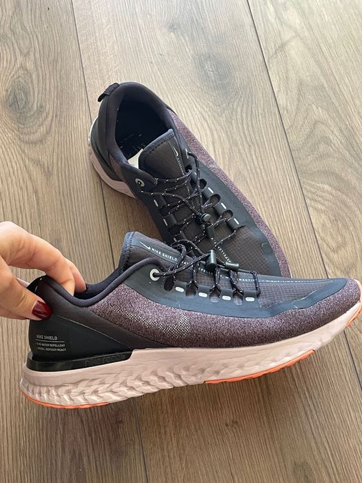 Nike маратонки водоустойчиви 39 номер