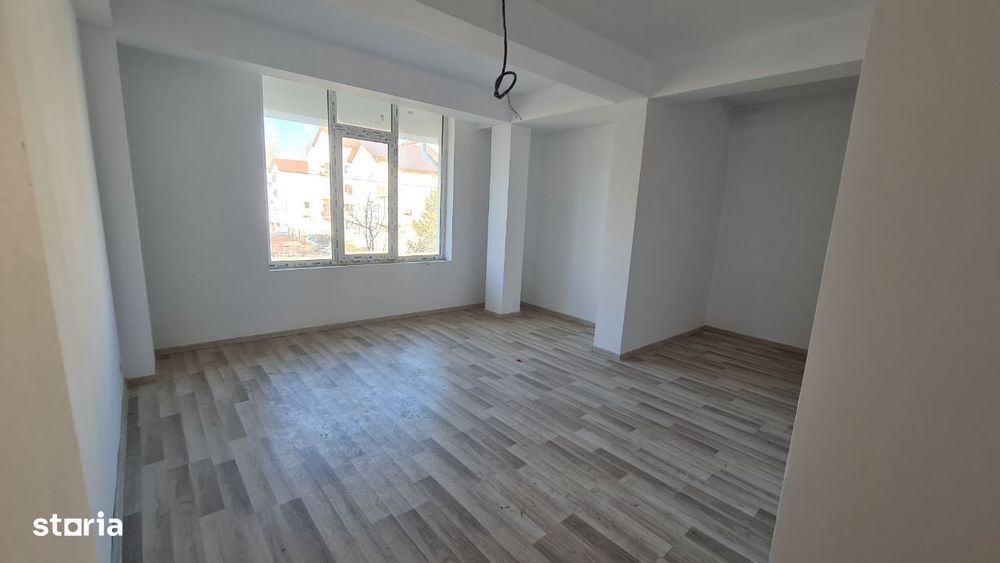 Apartament Eforie Nord 3 camere 87mp si 2 camere 66mp zona Lidl
