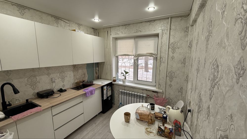 Продам 1,5 на Мызы 21