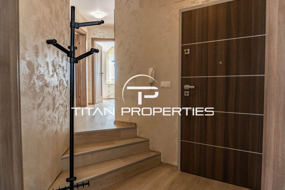 Дава се под наем Тристаен апартамент в Пловдив, Център - 120 кв.м за 550 € - Снимка #14