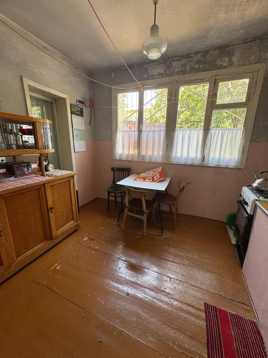 Продаётся.Яшнобод Куйлюк.Центор.3/1/9э.83кв. М