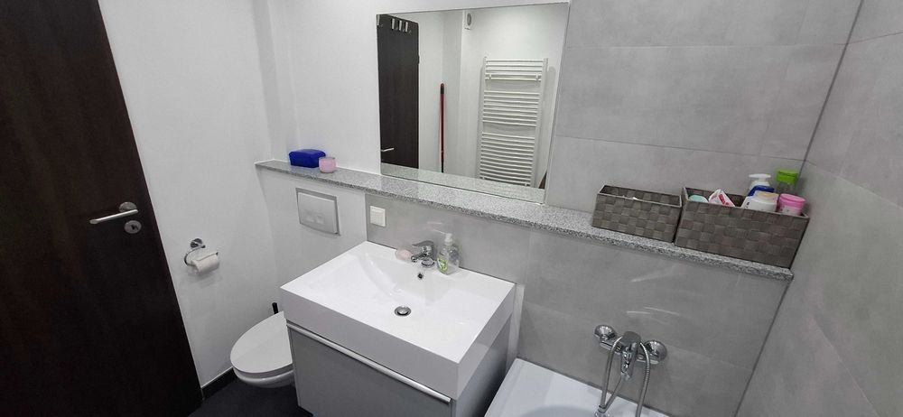 Apartament recent renovat de vanzare in Cotu Mic lângă pasarelă