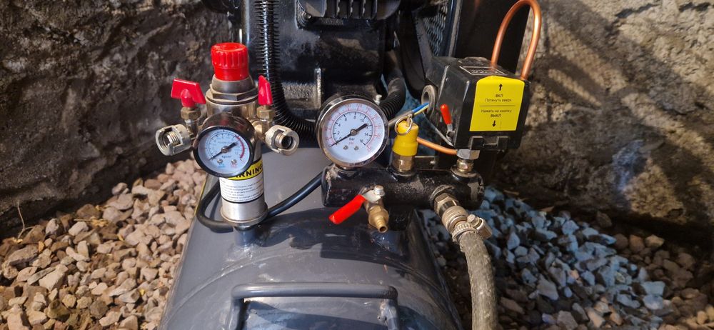 Продаю комперссор