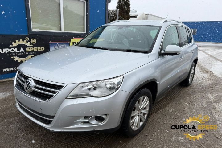 Usa / Portiera spate dreapta culoare LA7W Volkswagen VW Tiguan 1 5N [