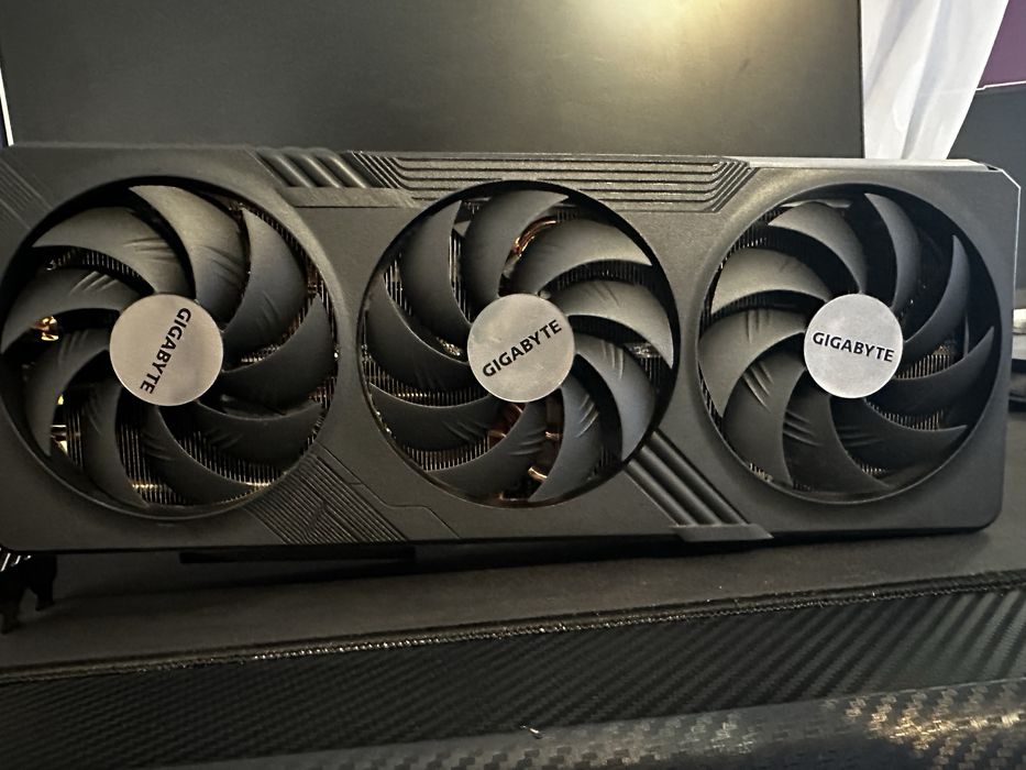 Placa video GIGABYTE AMD Radeon RX 7900 XT GAMING OC, 20GB GDDR6, 320 bit