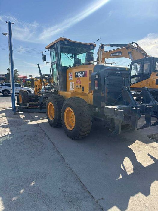 Грейдер Sinomach 719H 190
