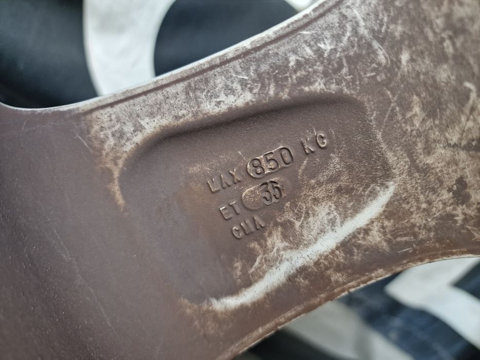 Гуми с Джанти за МБ ГЛА W156 215/55 R 18