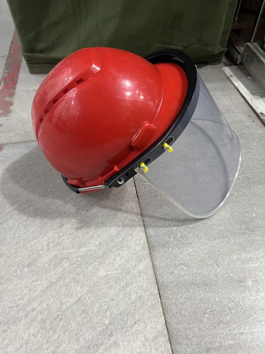 Щиток защитный для каски/лицевая маска каска