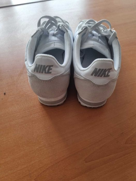 Маратонки Nike, 24,5 см. Номер 38,5