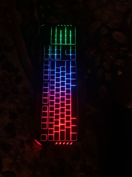 Vând tastatură rgb