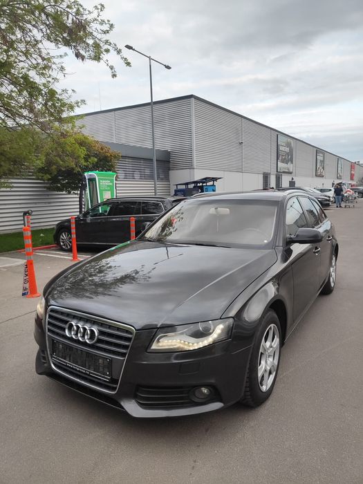 AUDI A4 2012