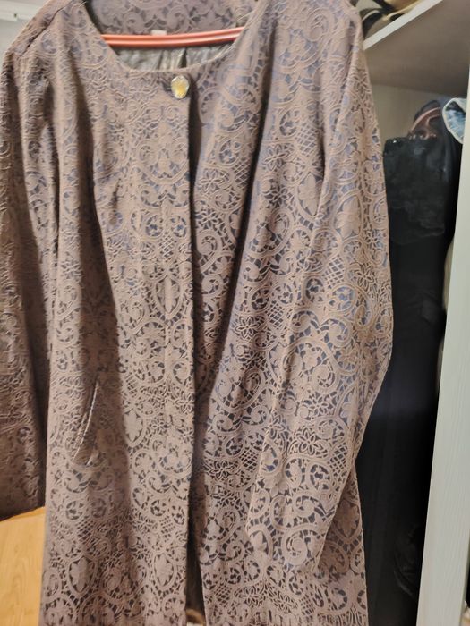 Продам платья б(у, размер 48,50,52