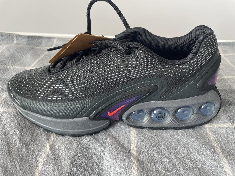 Nike air max Dn номер 40