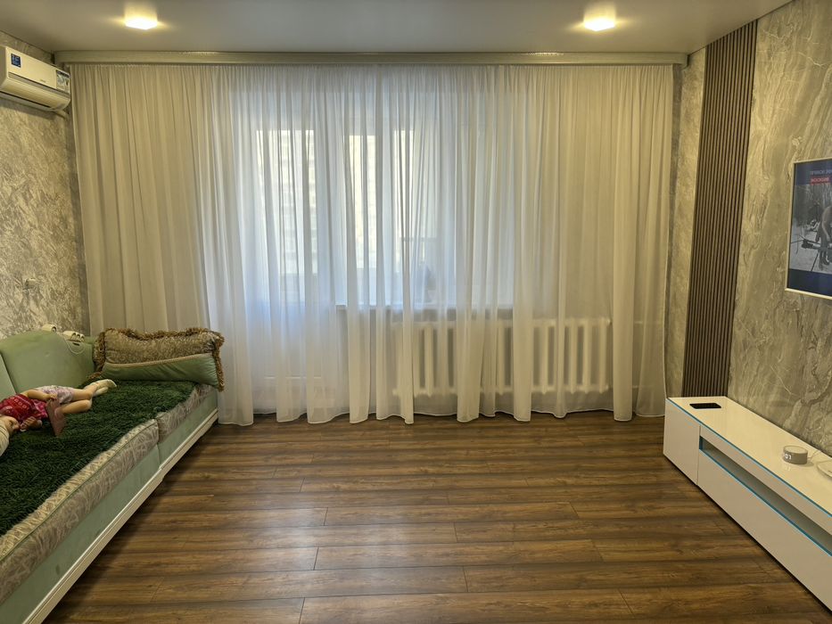 Меняю 5 ком кв в центре