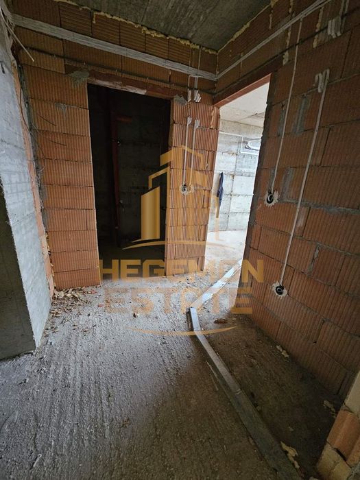 Продава се Тристаен апартамент в Варна, Левски - 89 кв.м за 1869 €/кв.м - Снимка #5