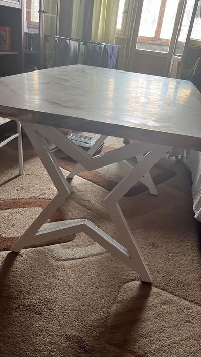 Продам стол и стулья 6шт