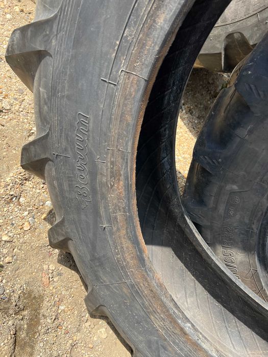 cauciuc de tractor 12.4 R32