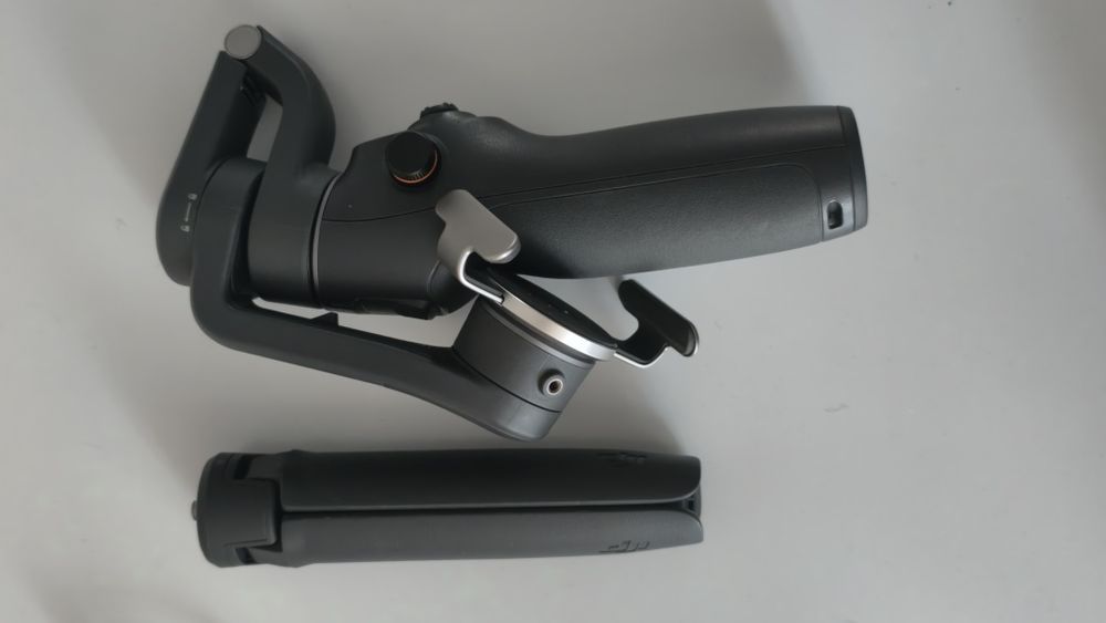 Электронный стабилизатор dji osmo mobile 6