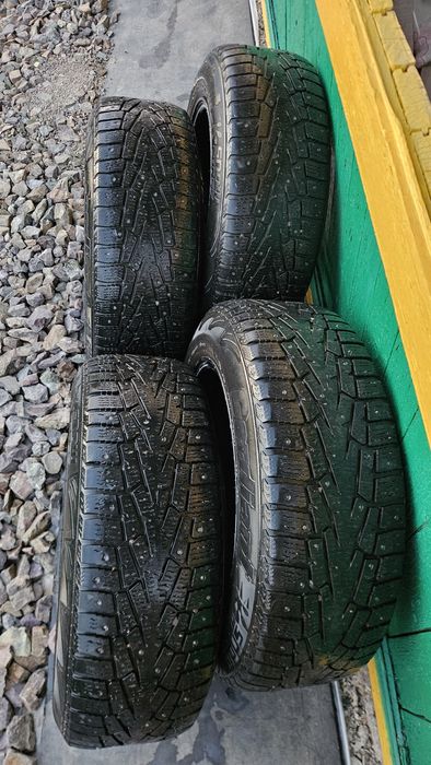 Продам диски с резиной зима AMG R16
