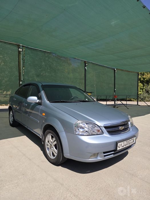 Lasetti 2010 gaz bor kelishamiz