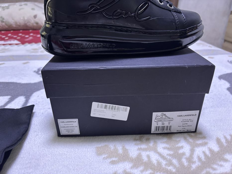 Karl Lagerfeld кецове