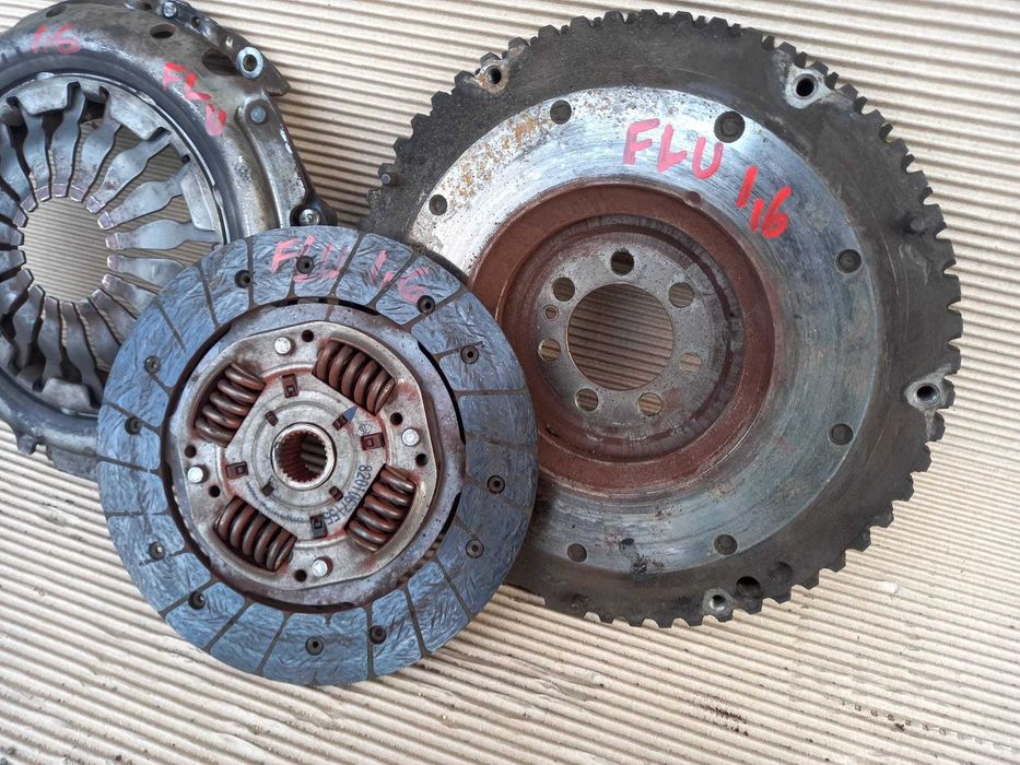 Renault Scenic 3 Megane 3 Fluence, set ambreiaj volanta placa disc 1.6