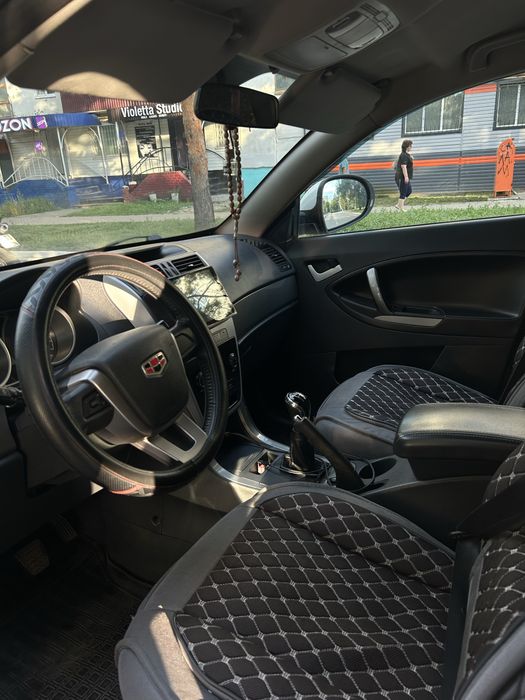 Продам Geele emgrand x7