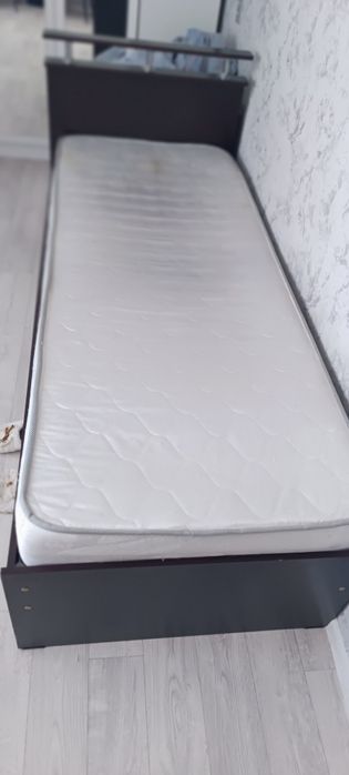 Продам одноместную кровать