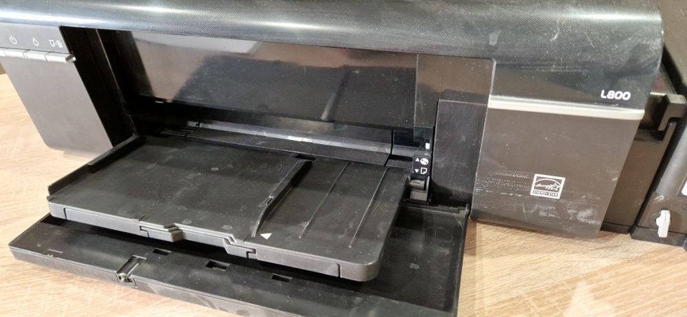 Продам цветной принтер