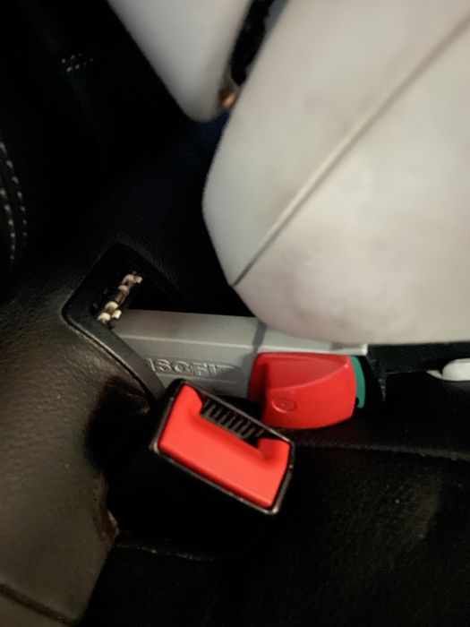 Scaun auto Britax Römer Kidfix model cu XP-PAD