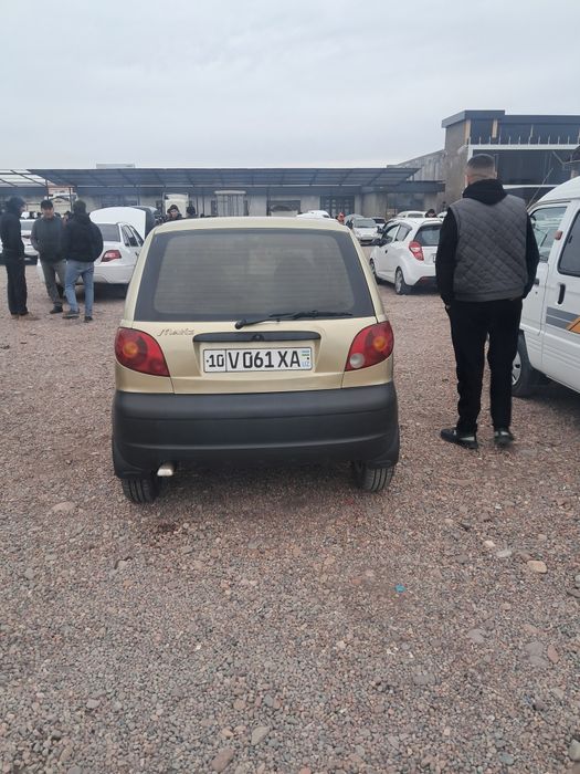 Автомобил девоо матиз