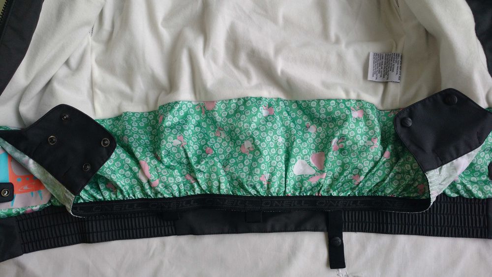 Ново висок клас детско сноуборд / ски яке O'Neill Freedom size 152 10K