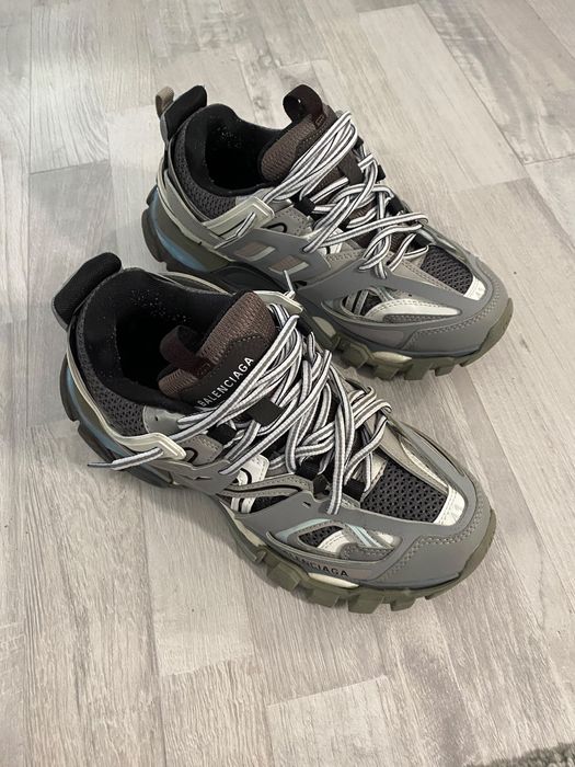 Balenciaga Track