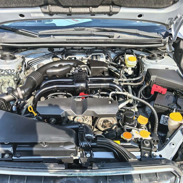 Продава се субару xv