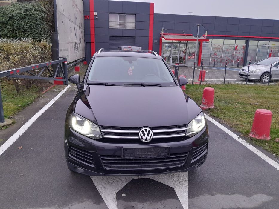 VW Touareg 2011 245 cp  Inmatriculat 8950 € neg