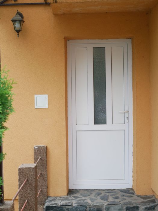 Casă cu teren de vânzare – sat Slobozia, comuna Stoenești, jud. Argeș – 30.000 €
