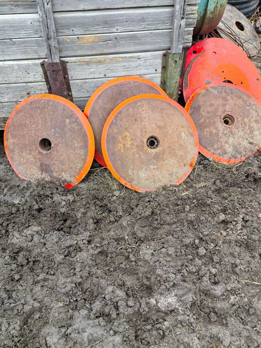 Роторная косилка. 2:60.