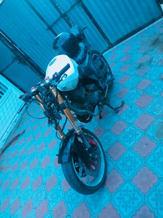 Продам мотоцикл 250кубов